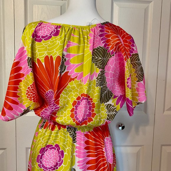 TRINA TURK Mahalo Dress / NWT / Size XS / SOLD OUT ONLINE / 40% Off Retail - Picture 10 of 11